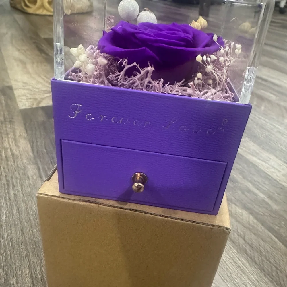 Rose Gold Heart Necklace with Real Purple Rose - Picture 2 of 4